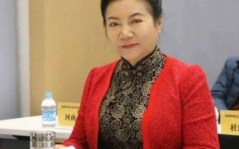 从“保洁皇后”到“网红书记” ——访河南圆方物业管理有限公司党委书记、总裁薛荣