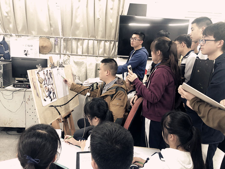 2021年深圳市盐港中学美术班招生宣传