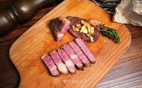 7步，学会煎一块完美的牛排！