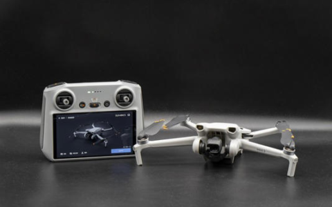 续航高性价比 大疆Mini 3无人机玩航51分钟拍够吗？