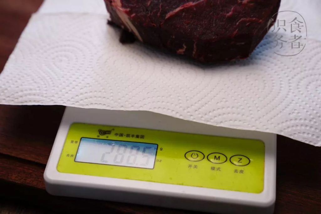 如何在家里用冰箱制作出干式熟成牛排